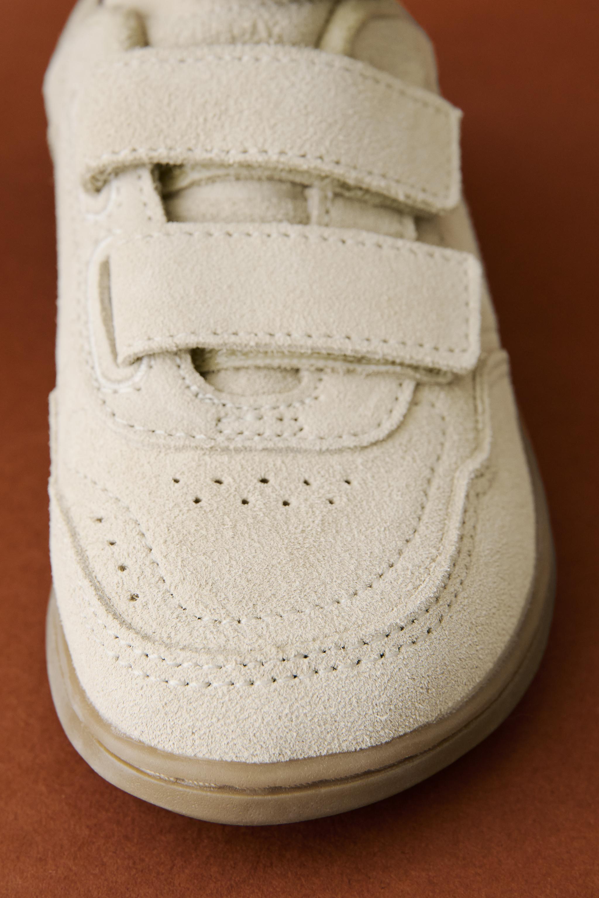 STRAPPY LEATHER BAREFOOT SNEAKERS